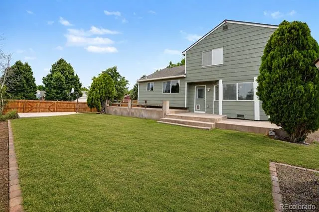 11441 Lima Court Henderson, CO 80640