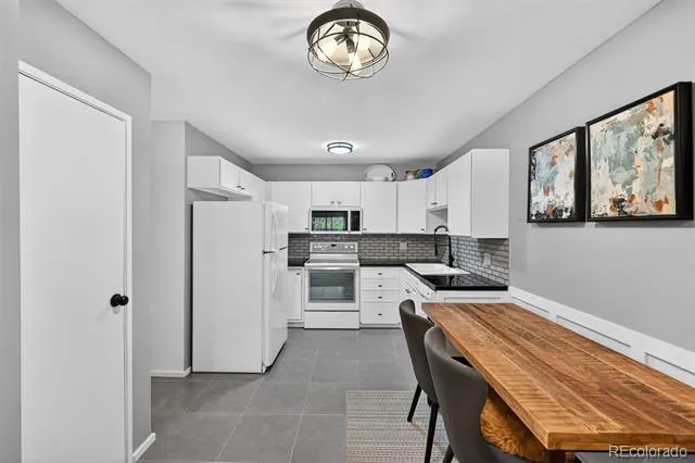3184 S Heather Gardens Way #408 Aurora, CO 80014