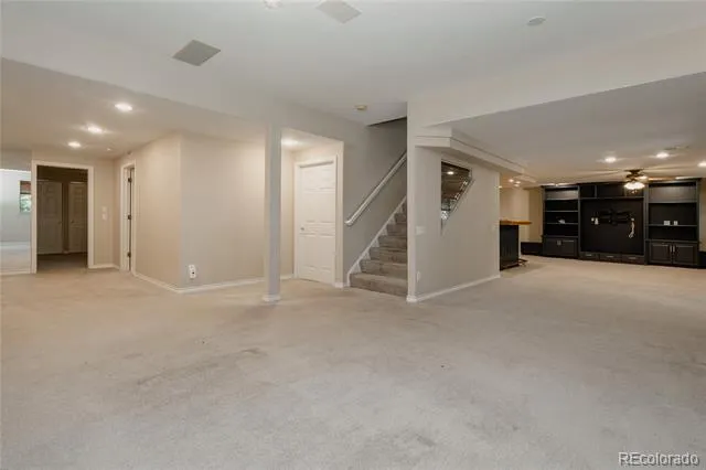 10011 Oak Leaf Way Littleton, CO 80129