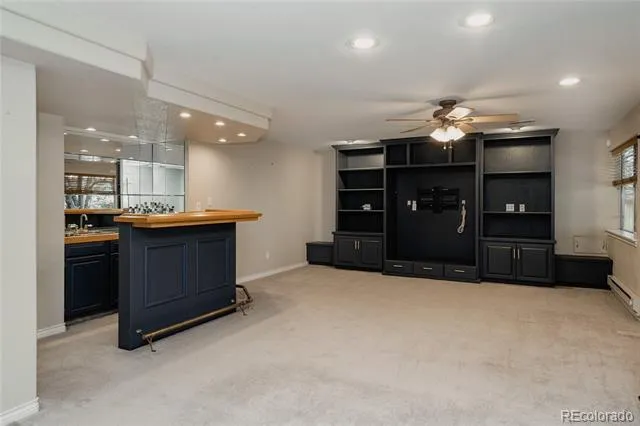 10011 Oak Leaf Way Littleton, CO 80129