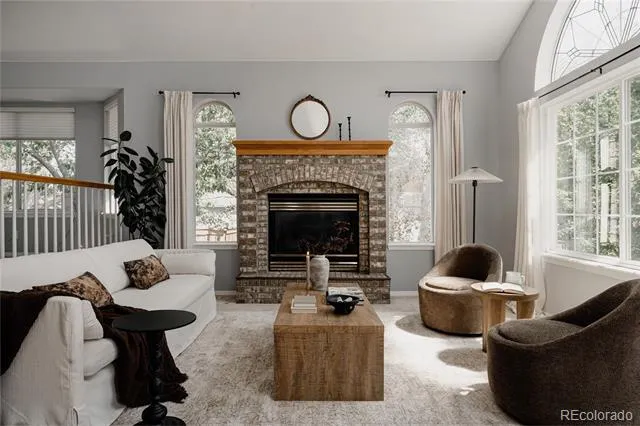 10011 Oak Leaf Way Littleton, CO 80129