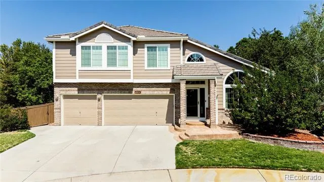 10011 Oak Leaf Way Littleton, CO 80129
