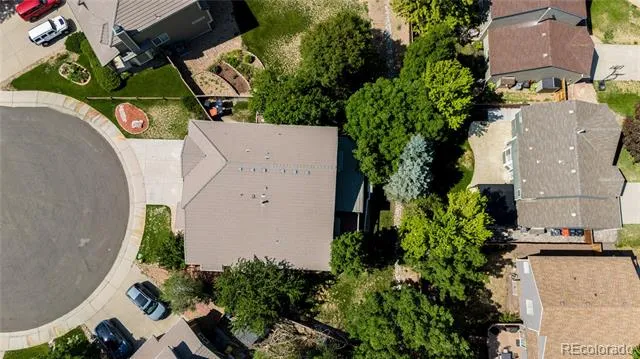 10011 Oak Leaf Way Littleton, CO 80129