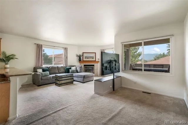92 Luxury Lane Colorado Springs, CO 80921