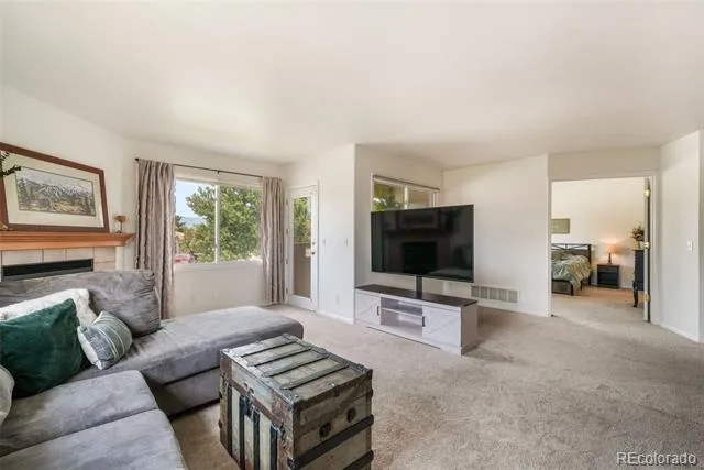 92 Luxury Lane Colorado Springs, CO 80921