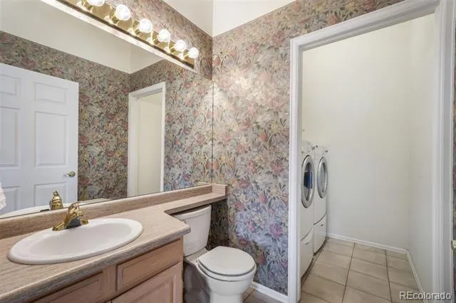 92 Luxury Lane Colorado Springs, CO 80921