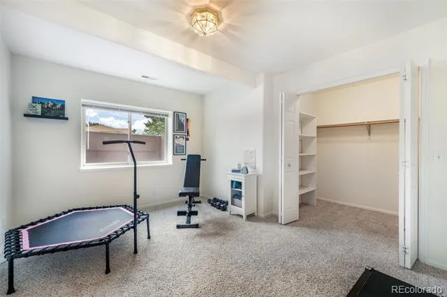 92 Luxury Lane Colorado Springs, CO 80921
