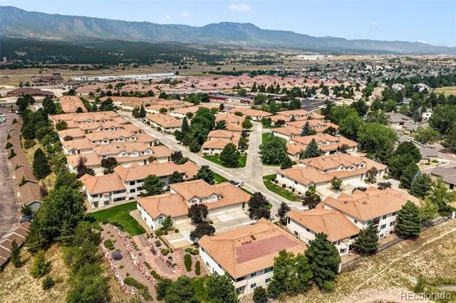 92 Luxury Lane Colorado Springs, CO 80921