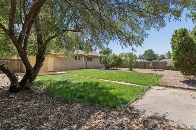 1477 S Brentwood Street Lakewood, CO 80232