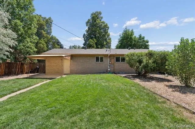 1477 S Brentwood Street Lakewood, CO 80232