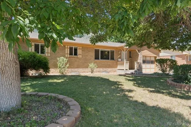 1477 S Brentwood Street Lakewood, CO 80232