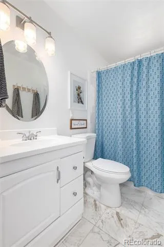 7175 S Penrose Court Centennial, CO 80122