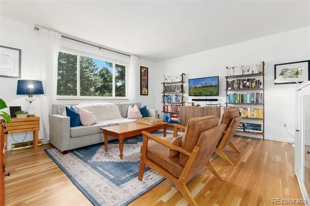 7175 S Penrose Court Centennial, CO 80122