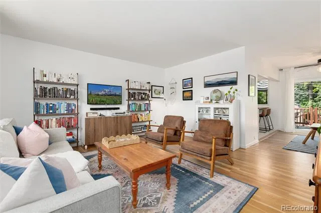 7175 S Penrose Court Centennial, CO 80122