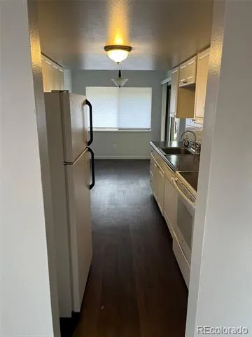 5882 E Ithaca Place #204 Denver, CO 80237