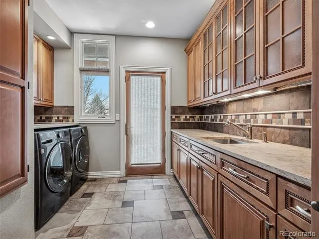 5701 S Aspen Court Greenwood Village, CO 80121