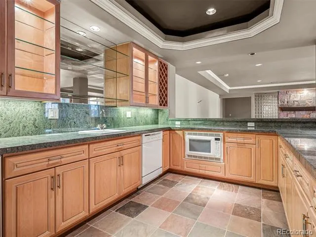 5701 S Aspen Court Greenwood Village, CO 80121