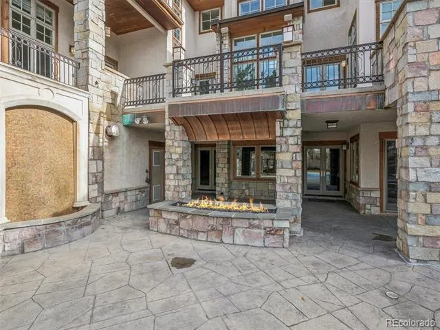 5701 S Aspen Court Greenwood Village, CO 80121