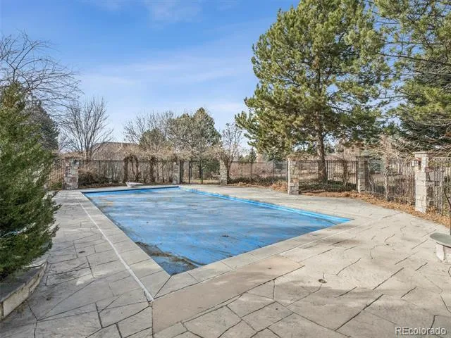 5701 S Aspen Court Greenwood Village, CO 80121