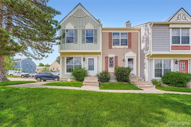 9202 W Ontario Drive Littleton, CO 80128