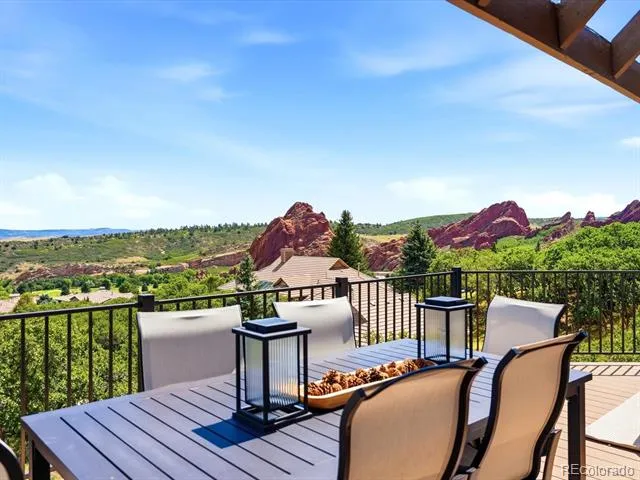 5931 Silver Thorn Run Littleton, CO 80125
