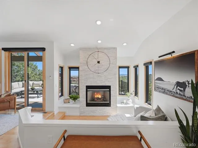 5931 Silver Thorn Run Littleton, CO 80125