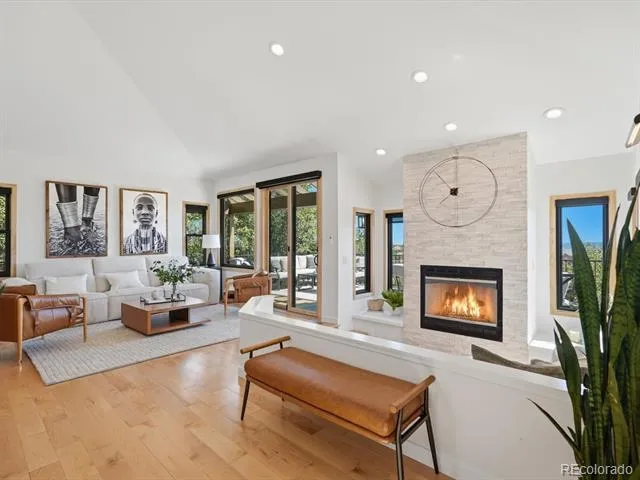 5931 Silver Thorn Run Littleton, CO 80125