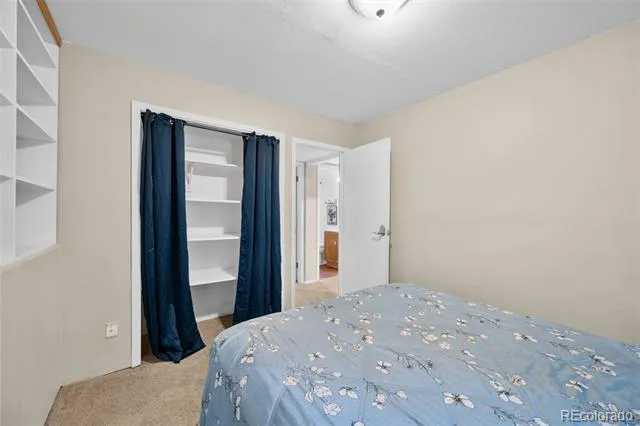 6113 S Cody Way Littleton, CO 80123