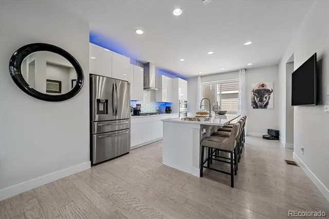 15795 E Broncos Place Englewood, CO 80112