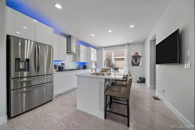 15795 E Broncos Place Englewood, CO 80112