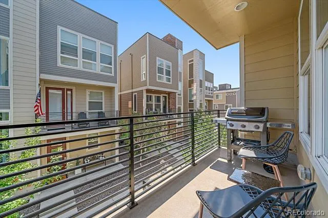 15795 E Broncos Place Englewood, CO 80112
