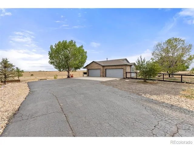 15330 Perrytown Street Hudson, CO 80642