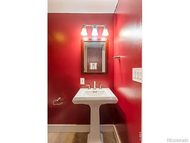 4507 S Hampton Circle Boulder, CO 80301