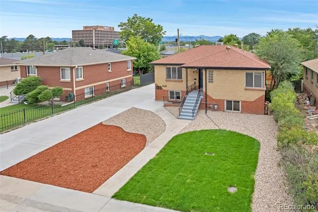 4823-4825 Eaton Street Denver, CO 80212