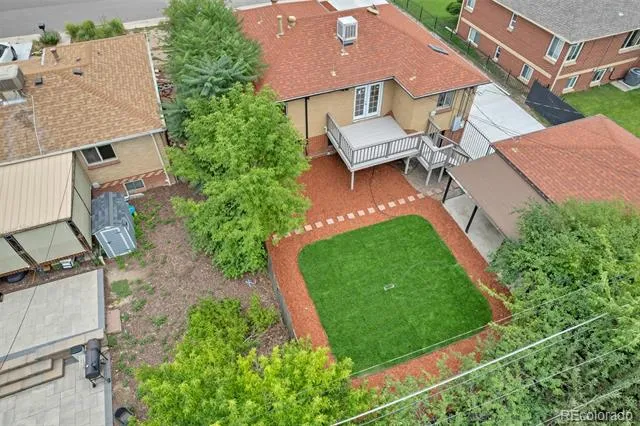 4823-4825 Eaton Street Denver, CO 80212