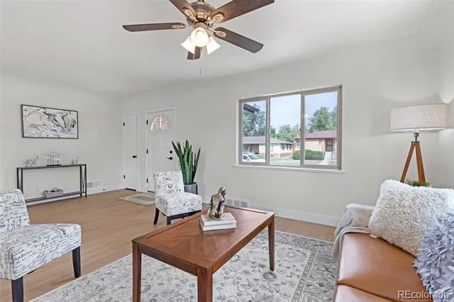 4823-4825 Eaton Street Denver, CO 80212