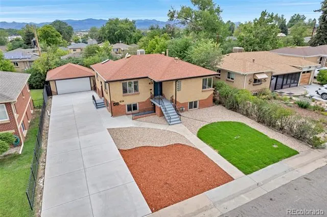 4823-4825 Eaton Street Denver, CO 80212