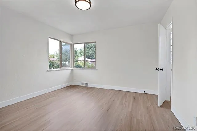 4823-4825 Eaton Street Denver, CO 80212