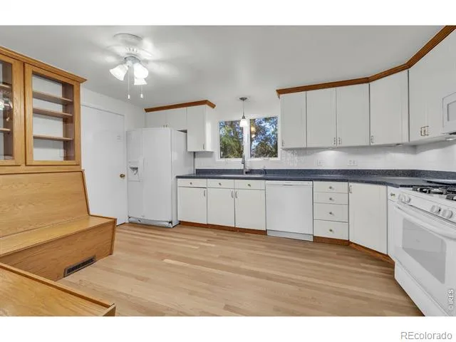 1266 Lanyon Lane Longmont, CO 80503
