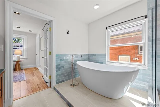 833 Marion Street Denver, CO 80218