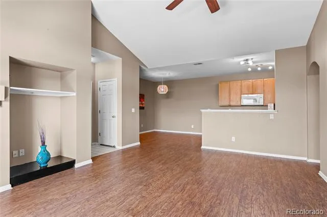 14241 E 1st Drive #304 Aurora, CO 80011