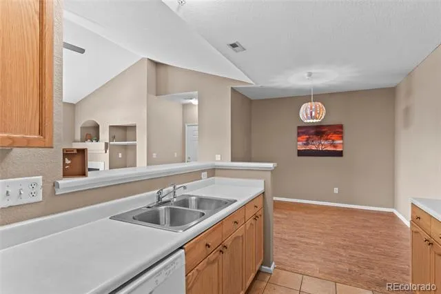 14241 E 1st Drive #304 Aurora, CO 80011