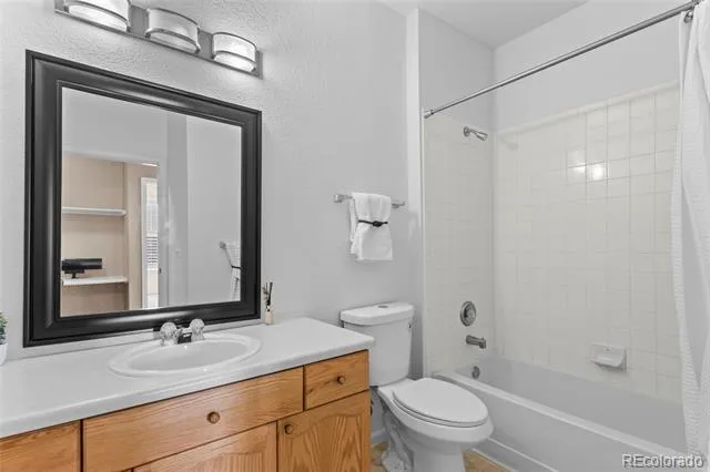 14241 E 1st Drive #304 Aurora, CO 80011