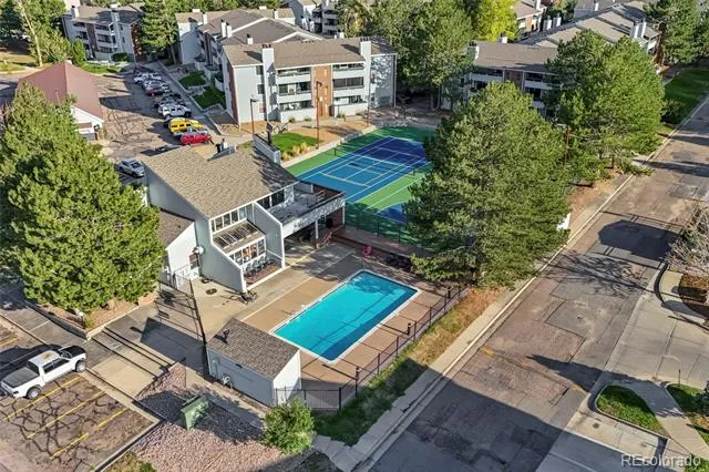 14241 E 1st Drive #304 Aurora, CO 80011