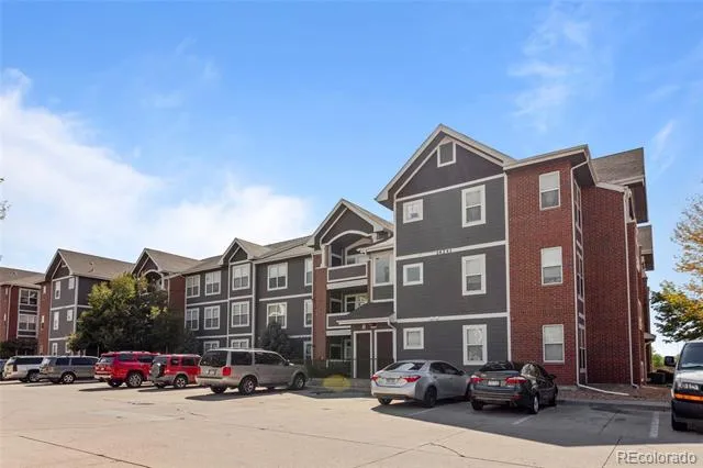 14241 E 1st Drive #304 Aurora, CO 80011