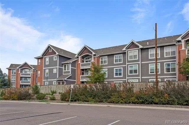 14241 E 1st Drive #304 Aurora, CO 80011
