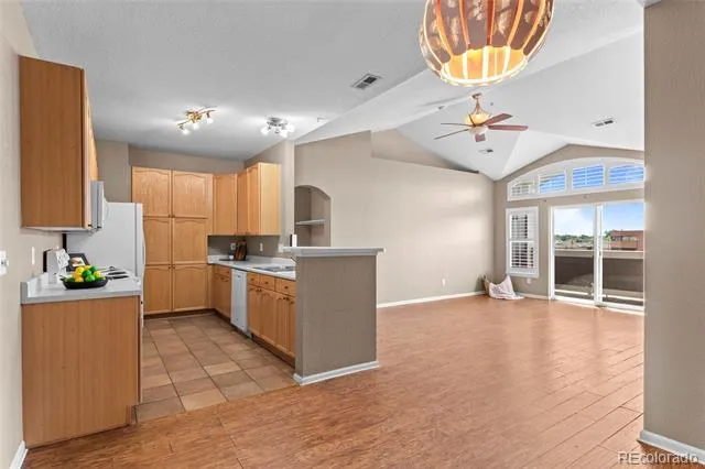 14241 E 1st Drive #304 Aurora, CO 80011