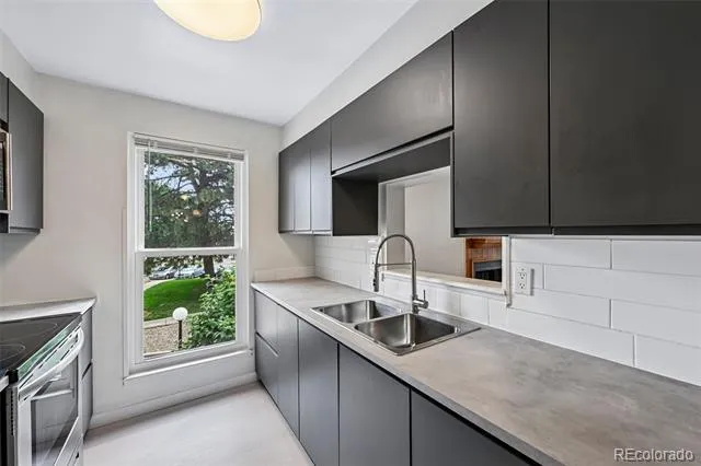 15202 E Hampden Circle #F5 Aurora, CO 80014