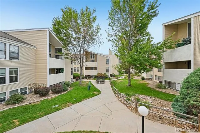 15202 E Hampden Circle #F5 Aurora, CO 80014