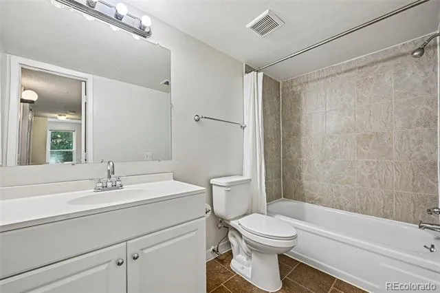15202 E Hampden Circle #F5 Aurora, CO 80014